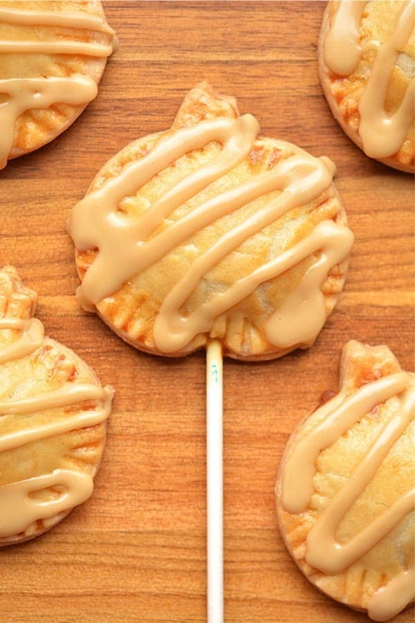 Mini Pumpkin Pie Pops