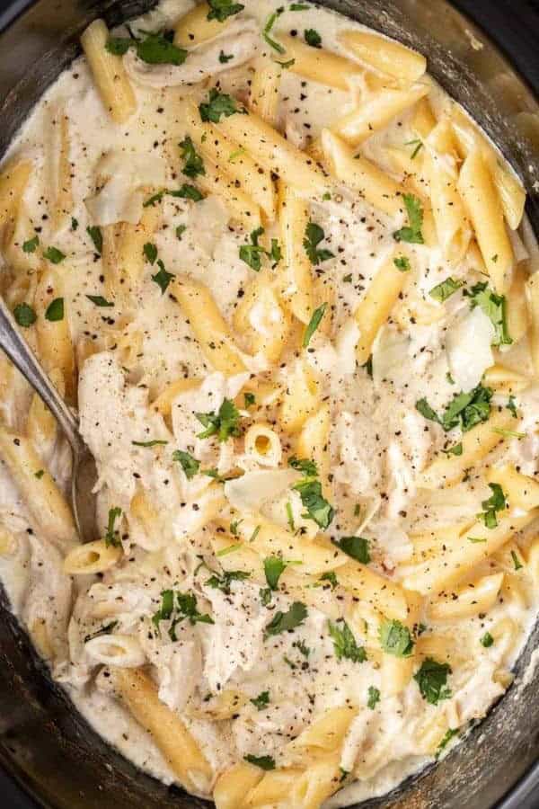 CROCKPOT CHICKEN ALFREDO