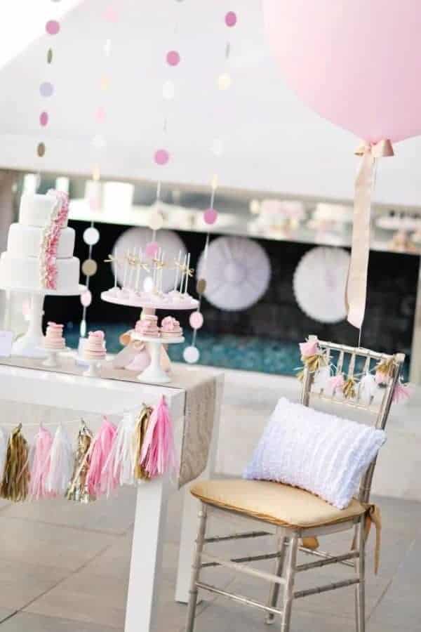 TISSUE PAPER GARLAND