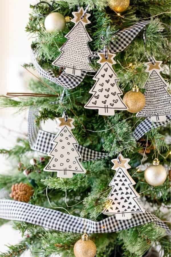 DIY Farmhouse Ornaments