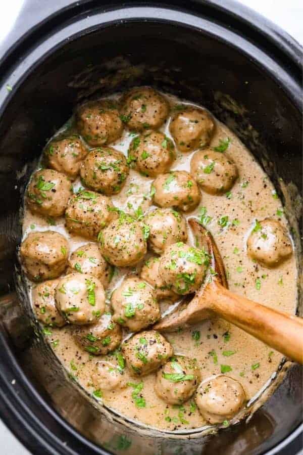 SLOW COOKER SWEDISH MEATBALLS