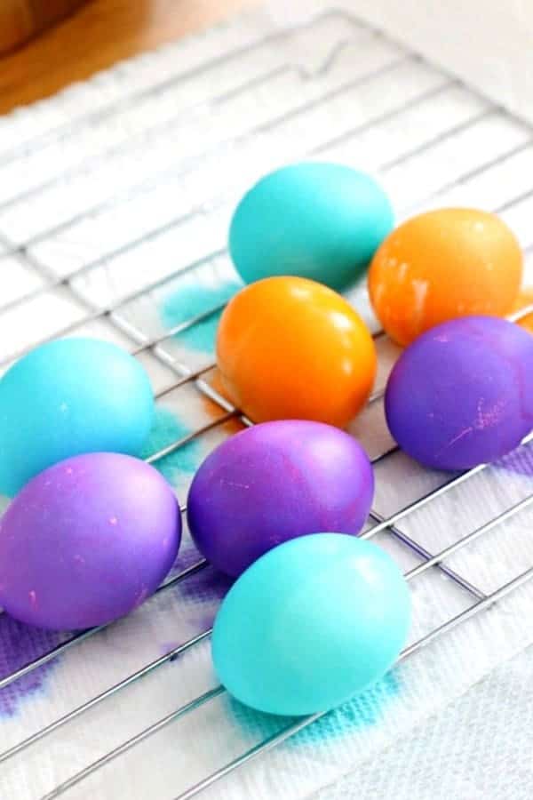 Dye Easter Eggs And Get Vibrant Colors