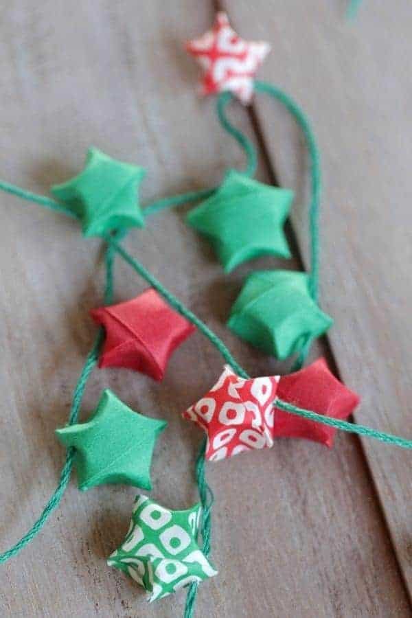 DIY ORIGAMI STAR GARLAND