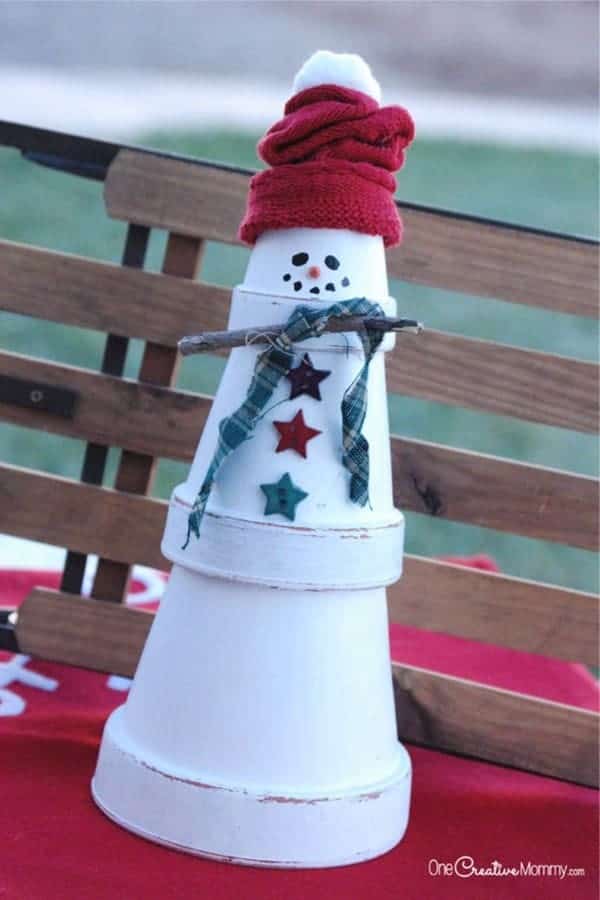 Quick and Easy Terra Cotta Snowman Craft