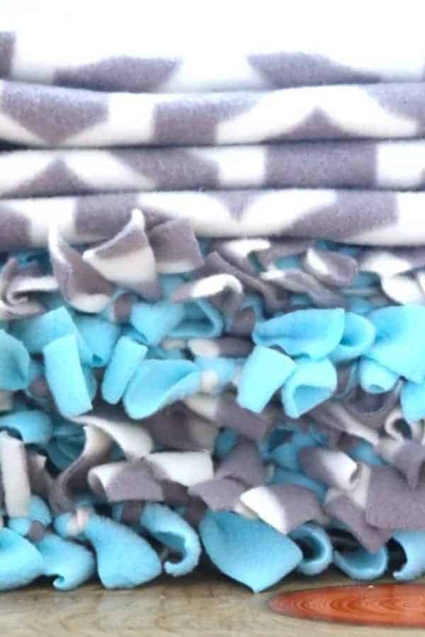 TIED FLEECE BLANKET