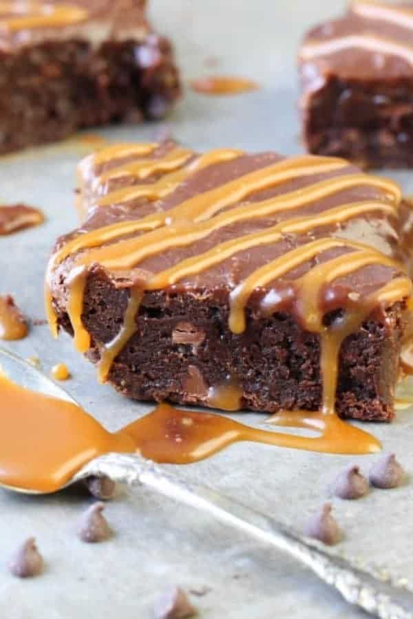 BAILEY’S IRISH COFFEE CARAMEL BROWNIES