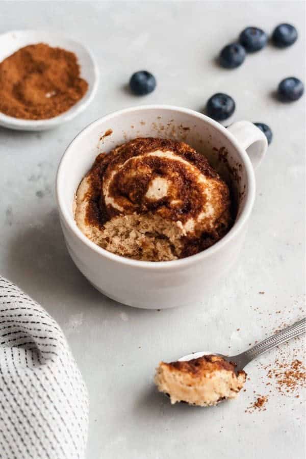 Cinnamon Roll Microwave Mug Cake Recipe