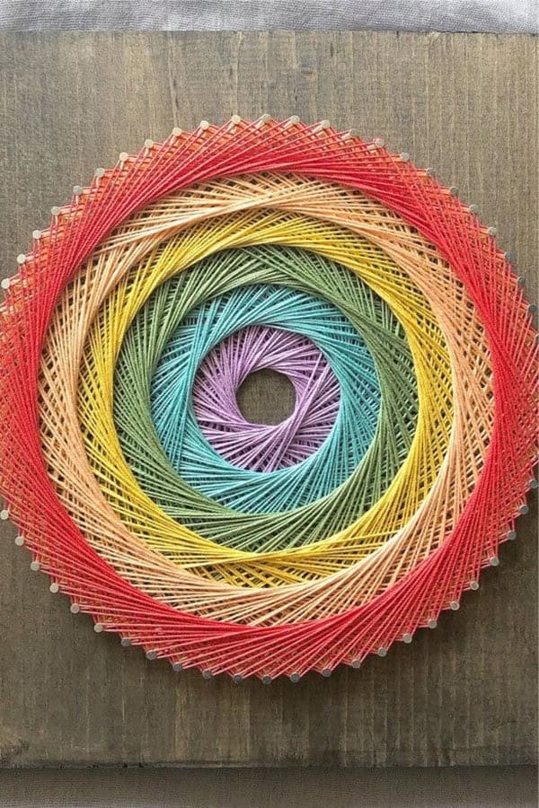 Circle Pattern String Craft