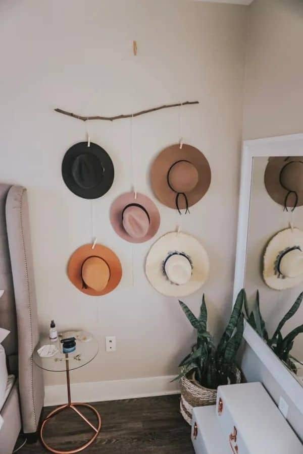 DRIFTWOOD DIY HAT ORGANIZER