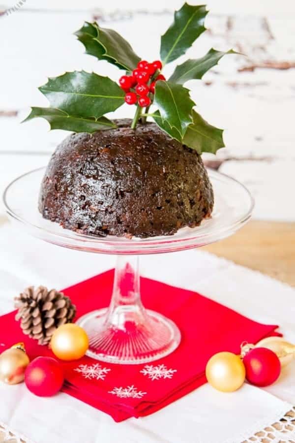 TRADITIONAL BRITISH CHRISTMAS PUDDING