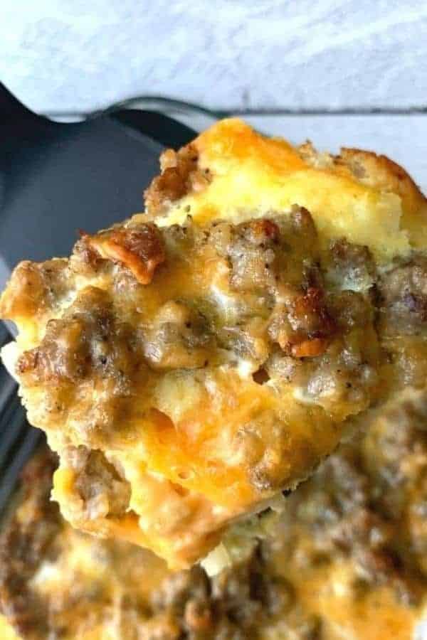 SAUSAGE HASHBROWN BREAKFAST CASSEROLE