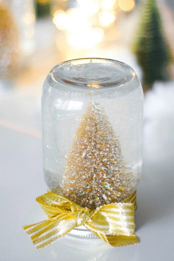 Mason Jar Snow Globe