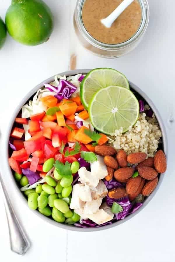 THAI CHICKEN QUINOA SALAD BOWLS