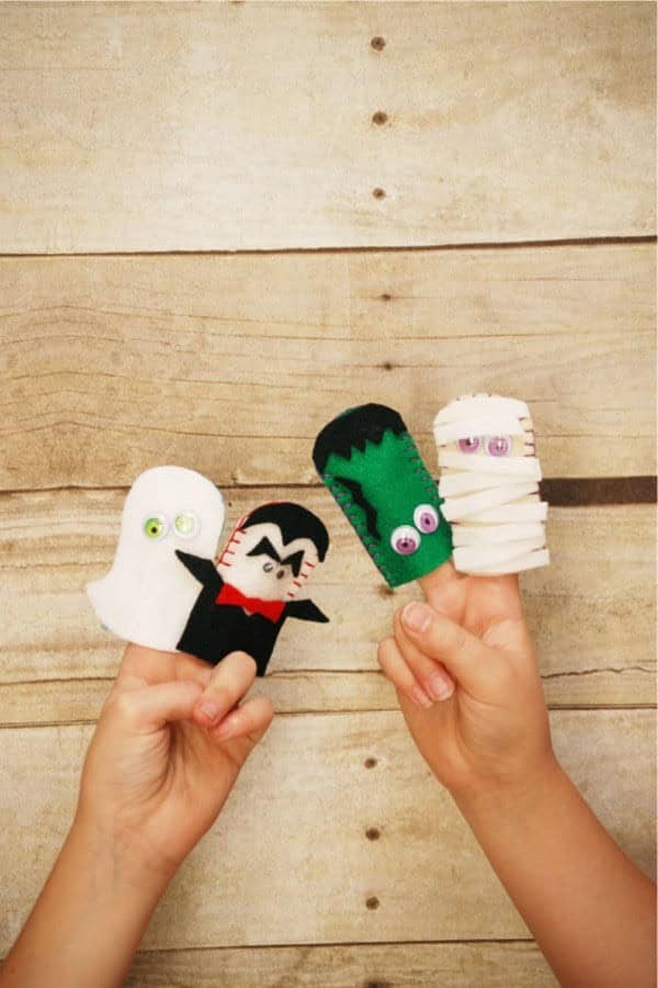 Adorable Felt Halloween Finger Puppets