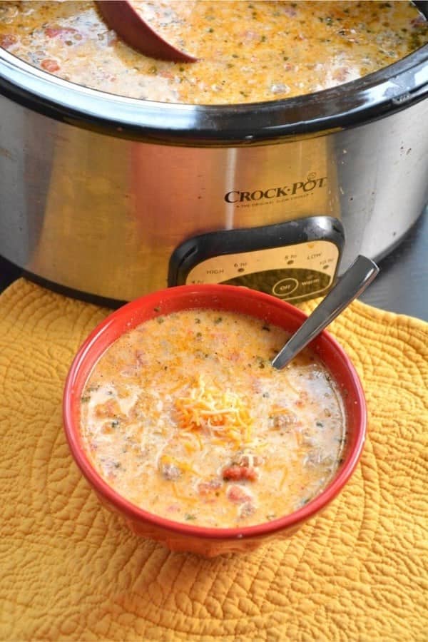 CROCK POT LOW-CARB TACO SOUP