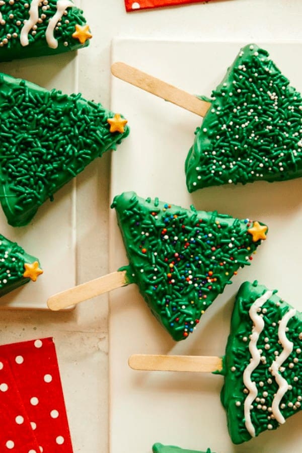 Christmas Tree Cheesecake Pops