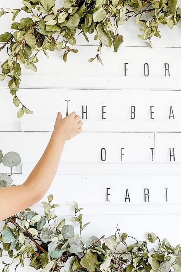 DIY Oversized Wall Letterboard