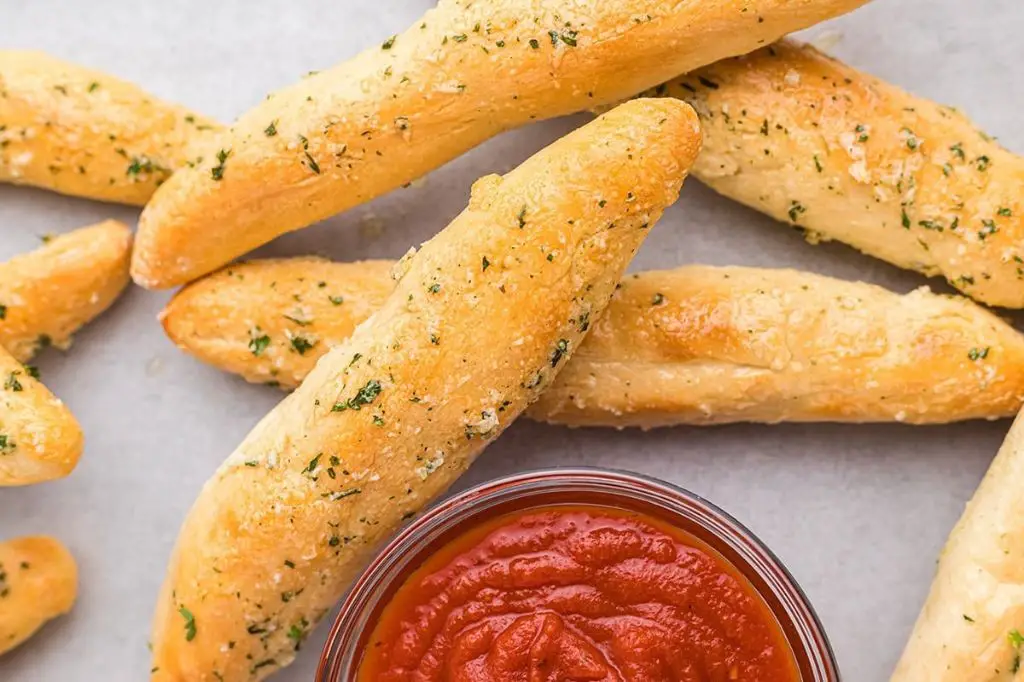 2-Ingredient Garlic Breadsticks