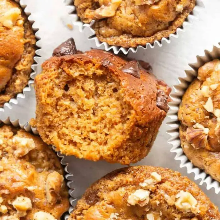 2-Ingredient Pumpkin Muffins