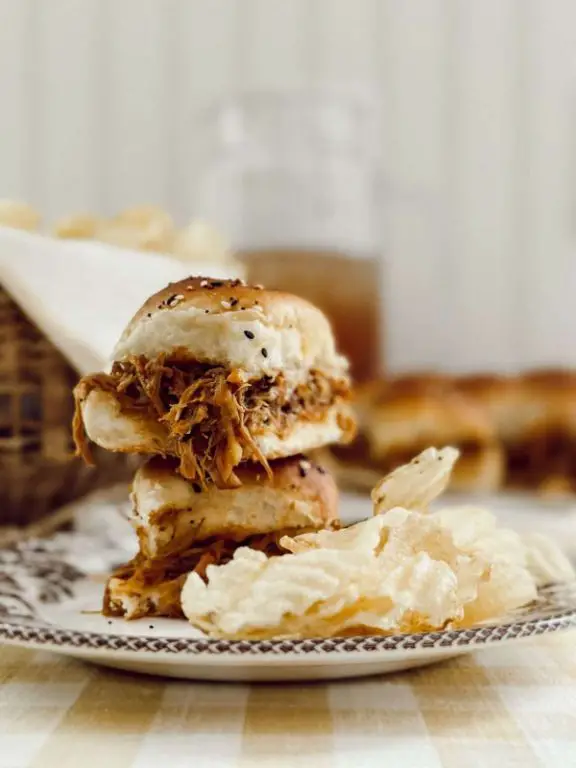 6-Ingredient BBQ Pulled Pork Sliders