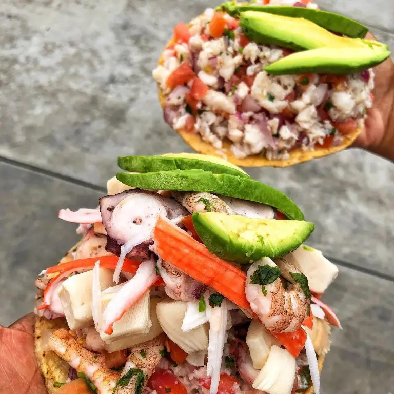 7 Mares Tacos with Fresh Salsa