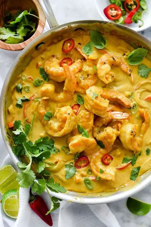 7-Ingredient Thai Coconut Curry Shrimp