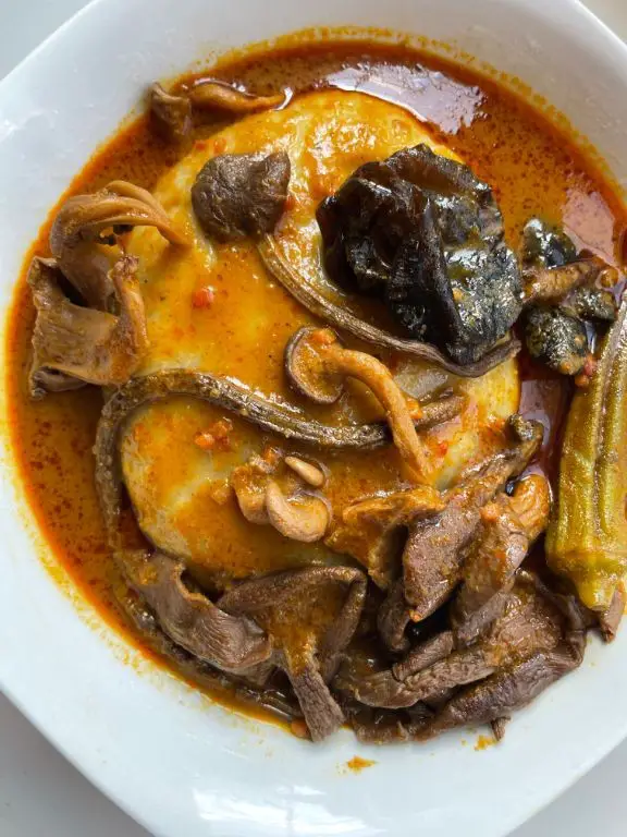 Abenkwan Palm Nut Soup with Fufu