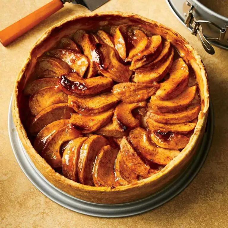 All-American Apple Pie with Cinnamon Crust