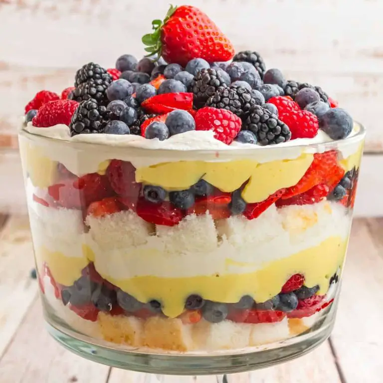 Angel Food Cake Mix and Berry Trifle