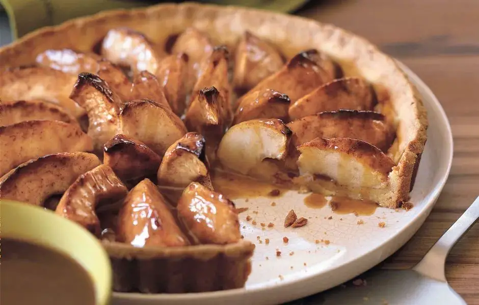 Apple Tart with Caramel Drizzle