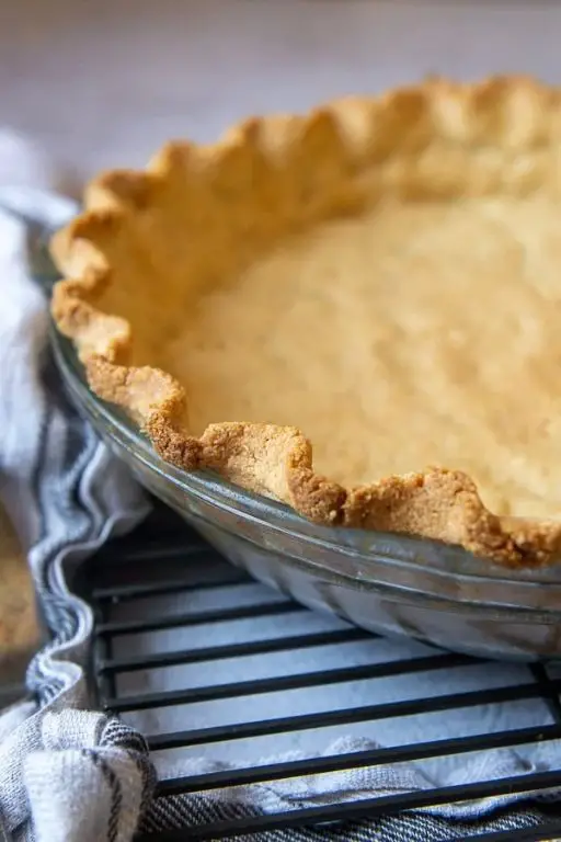 Arrowroot and Almond Flour Pie Crust