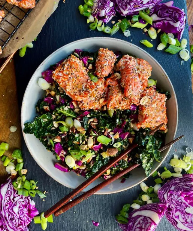 Asian Sesame Crispy Kale Nibbles