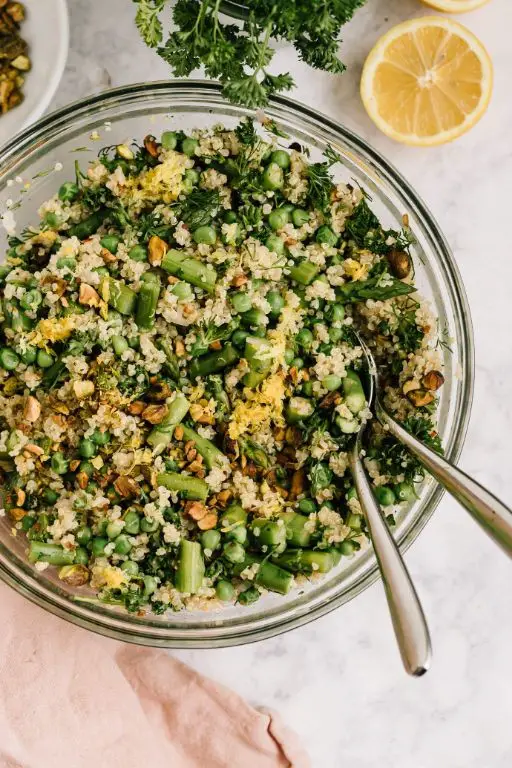 Asparagus and Quinoa Salad with Lemon Dressing