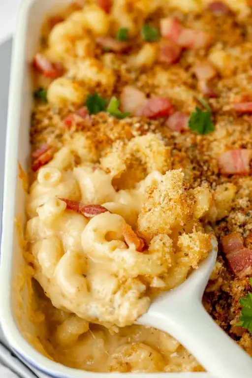 Bacon and Cheddar Longhorn Mac and Cheese