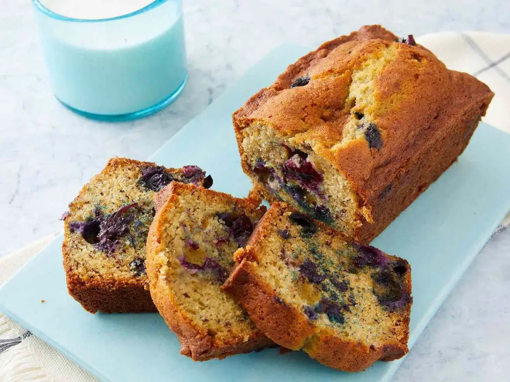 Banana Bread with Blueberries
