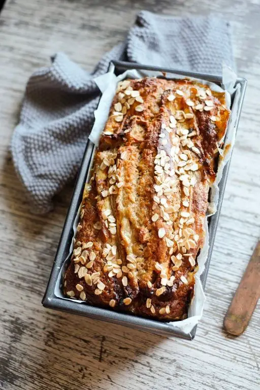 Banana Bread with Oats and Honey