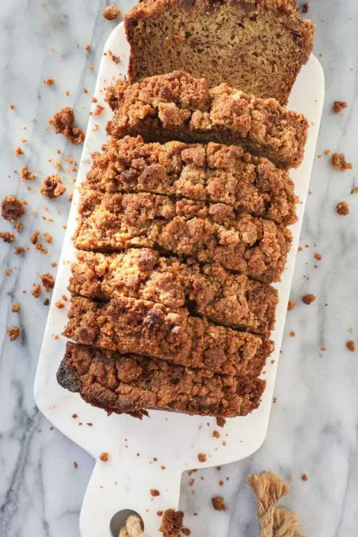 Banana Bread with Streusel Topping