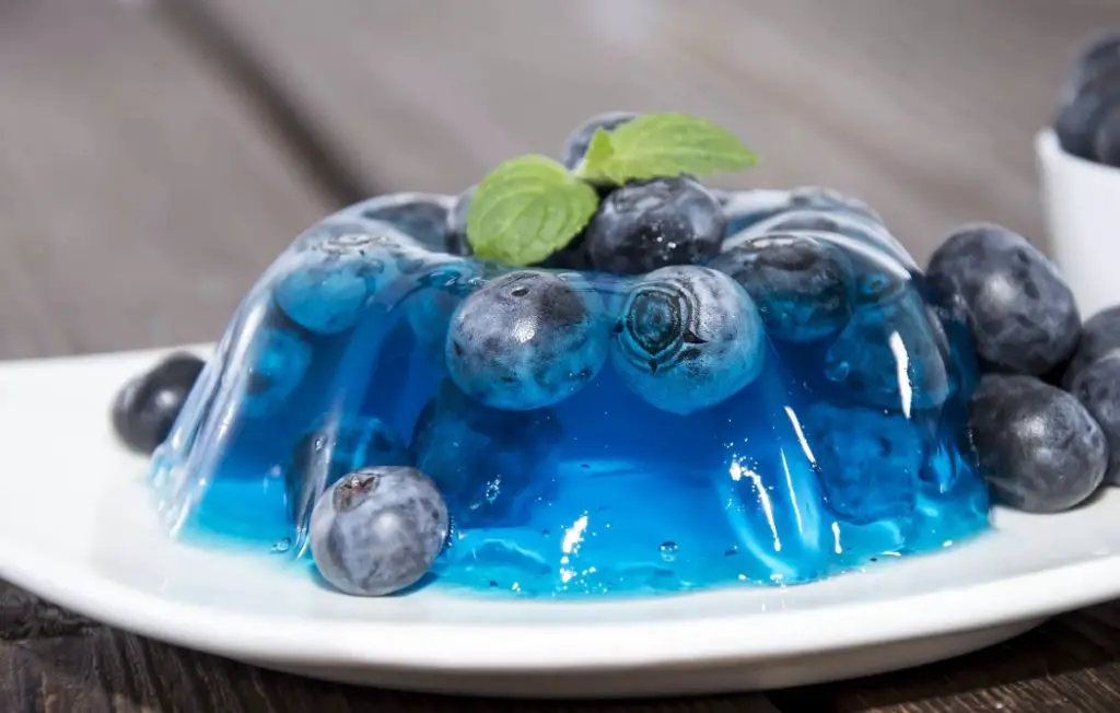 Blueberry Jello with Fresh Berries