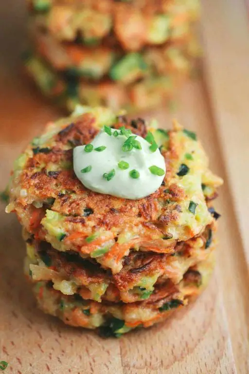 Broccoli and Carrot Fritters with Dipping Sauce