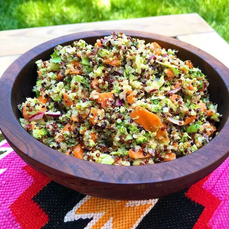 Broccoli and Carrot Quinoa Salad
