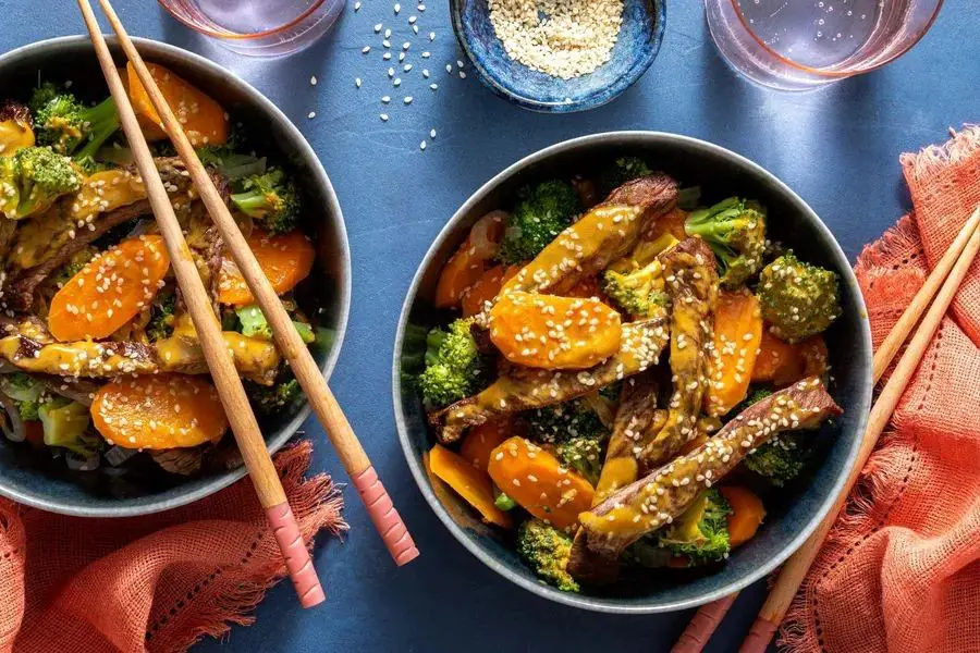 Broccoli and Carrot Stir-Fry with Sesame Seeds