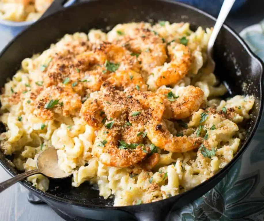 Cajun Shrimp Longhorn Mac and Cheese