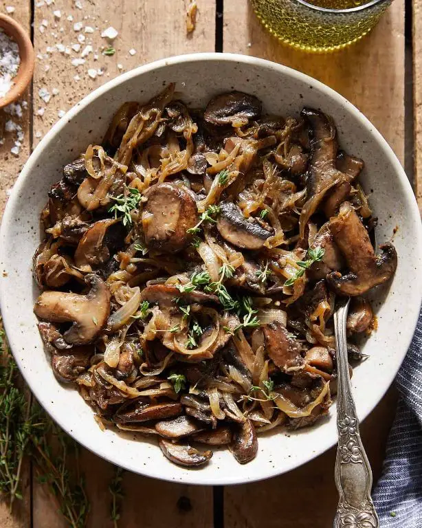 Caramelized Onion and Mushroom Sauce