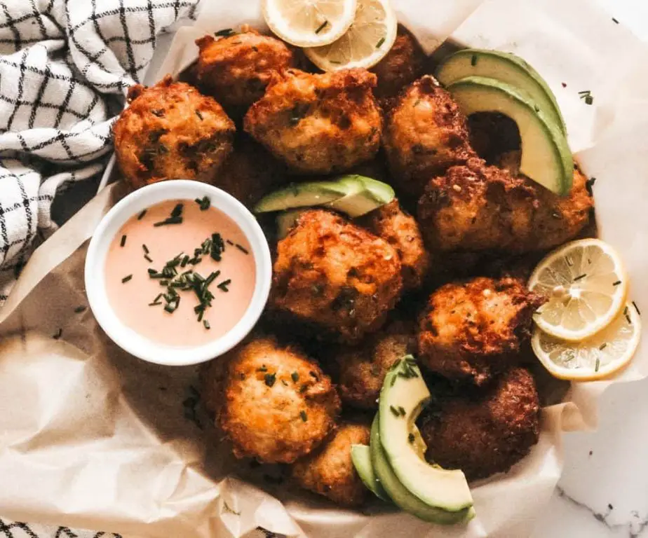 Cauliflower Tots with Sriracha Mayo
