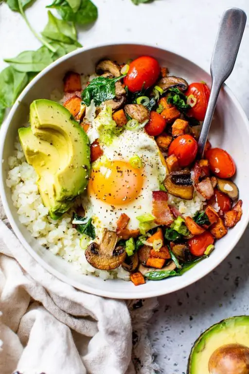 Cauliflower and Egg Breakfast Bowl