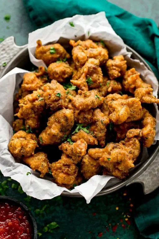 Cheesy Chicken Pakoras with Tangy Sauce
