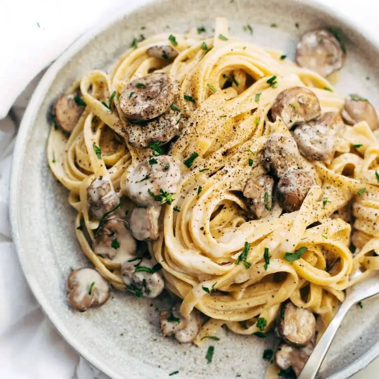 Cheesy Mushroom Alfredo Sauce