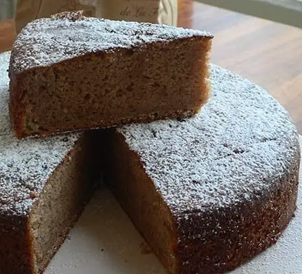 Chestnut Flour Cake with Lemon Glaze