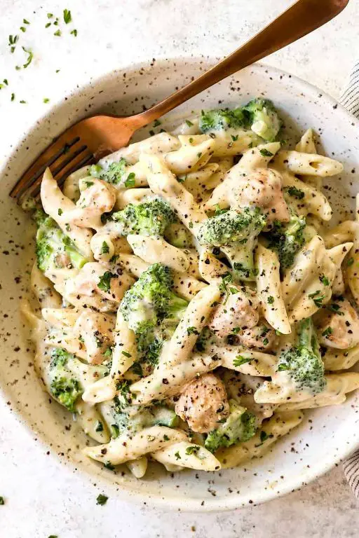 Chicken and Broccoli Alfredo