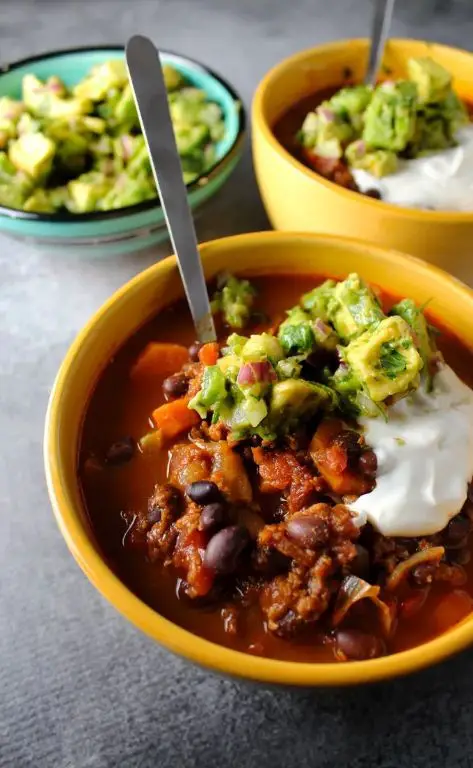 Chili with Avocado Salsa
